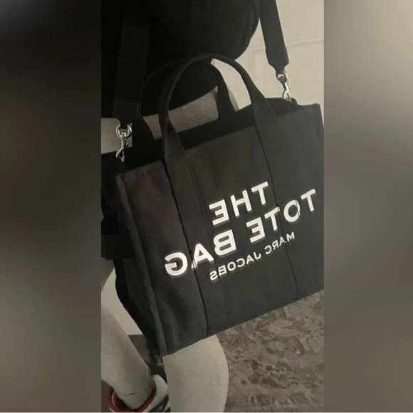 Marc Jacob’s Canvas Medium Tote Bag - Picture 3 of 5